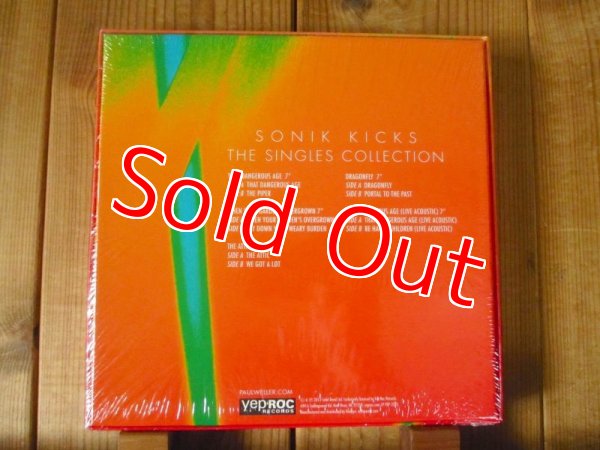 画像2: ポールウェラーの未発表含む5枚組EPボックスセット！■Paul Weller / Sonik KickS - The Singles Collection (2)