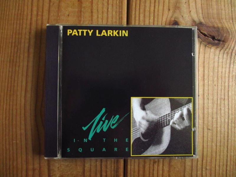 Patty Larkin / In The Square (Live) - Guitar Records