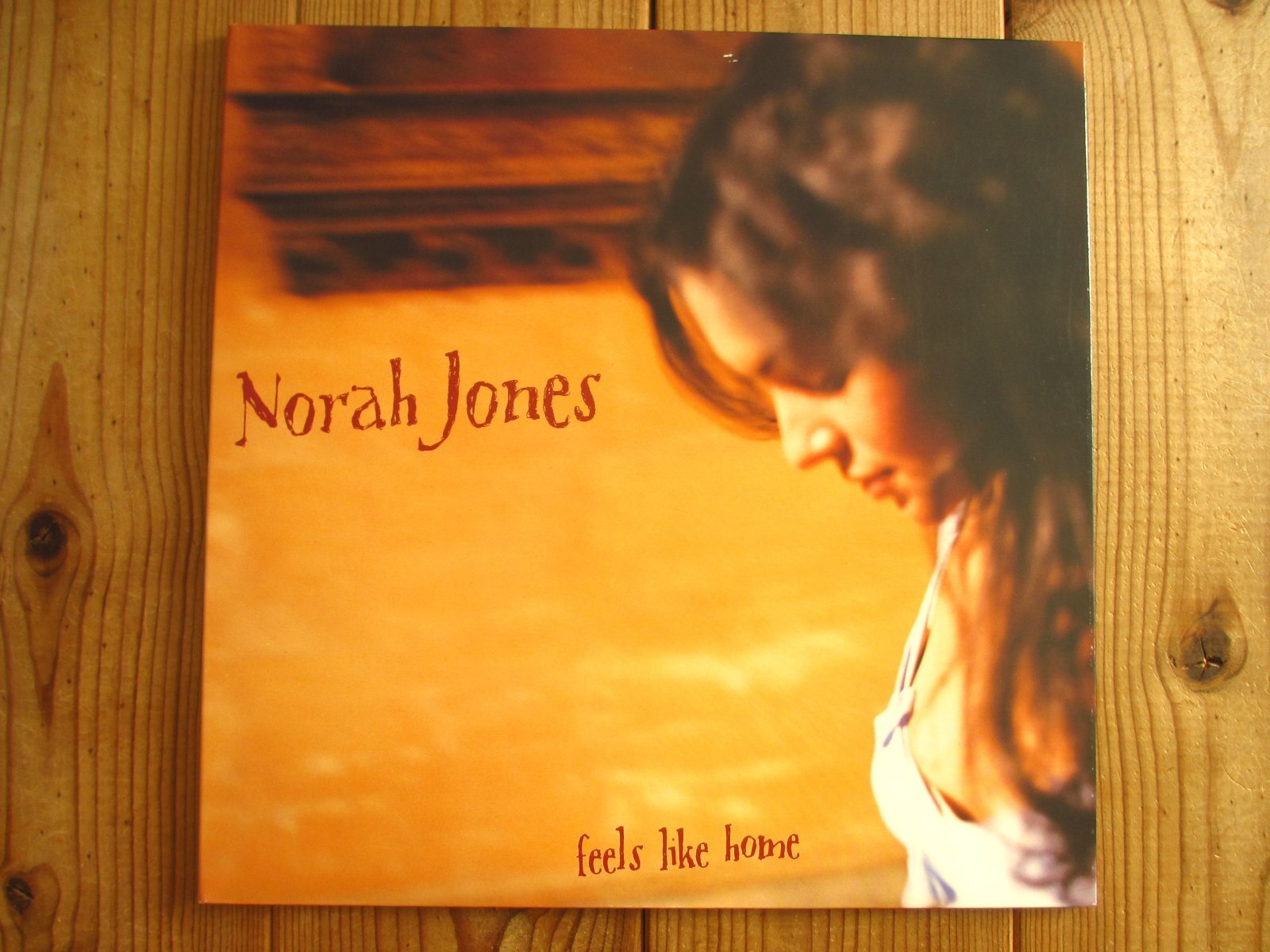 Norah Jones / Feels Like Home